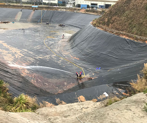 洪洞废水池清理