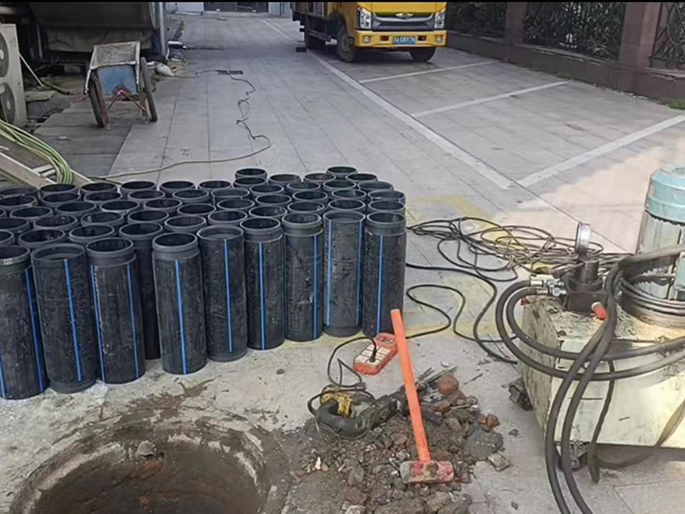 洪洞PE置换管厂家 DN315置换管 非开挖管短管置换